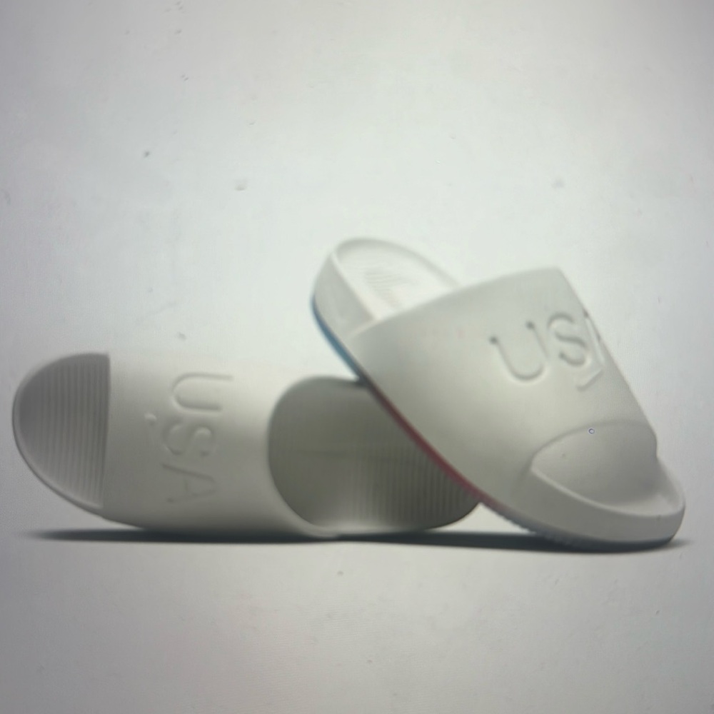 NWT Nike Calm TEAM USA Slides